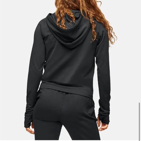 Outdoor Voices Black CloudKnit Stretch Jersey Hoodie Pullover Size Medium - Picture 3 of 8